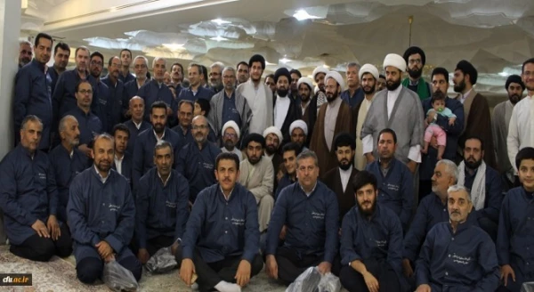 با حضور مسولین کانون های بسیج اساتید دانشگاه فرهنگیان سراسر کشور:

مراسم غبار روبی حرم مطهر فاطمه معصومه(س) 2