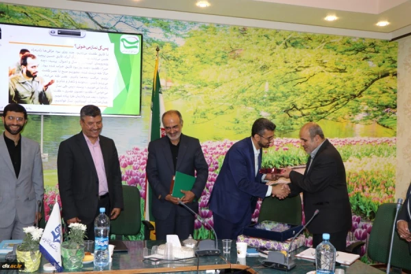 تکریم و معارفه مسئول کانون بسیج اساتید دانشگاه فرهنگیان استان اصفهان 4