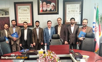 در جلسه شورای معاونین و مدیران بسیج اساتید مطرح شد:

برنامه ریزی و حرکت  بسیج اساتید دانشگاه فرهنیگان در مسیر طرح اعتلای سازمان بسیج اساتید