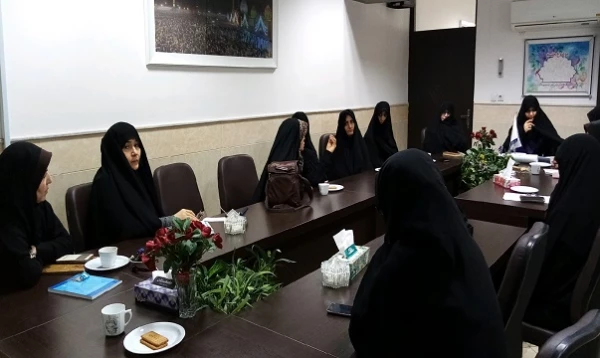 جلسه حلقه تعالی و هم اندیشی صالحین  اساتید بسیجی پردیس حضرت معصومه سلام الله 2