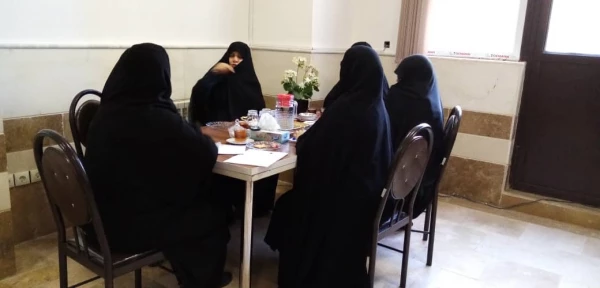 جلسه هماهنگی وبرنامه ریزی  بسیج اساتید پردیس حضرت معصومه سلام الله علیها با مسۍولین مدرسه علمیه حضرت امنه سلام الله علیها 2