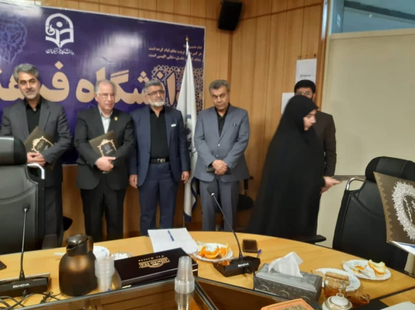 بررسی راهکارهای رونق تولید در شرایط تحریم 5