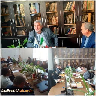 حضور رئیس سازمان بسیج اساتید دانشگاه های کشور

رئیس سازمان بسیج اساتید دانشگاه های کشور در نشست هم اندیشی شورای مرکزی دفتر هماهنگی کانون های بسیج اساتید دانشگاه فرهنگیان