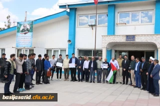  در حمایت از مردم مظلوم فلسطین و محکومیت جنایات رژیم غاصب صهیونیستی

 اجتماع کارکنان و اساتید و دانشجو معلمان دانشگاه فرهنگیان استان زنجان 