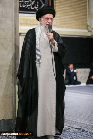 به مناسبت چهلمین روز شهدای جنگ تحمیلی ۱۲ روزه

مراسم بزرگداشت شهدای جنگ تحمیلی 12 روز رژیم صهیونیستی بر ضد ملت ایران با حضور رهبر کبیر انقلاب اسلامی