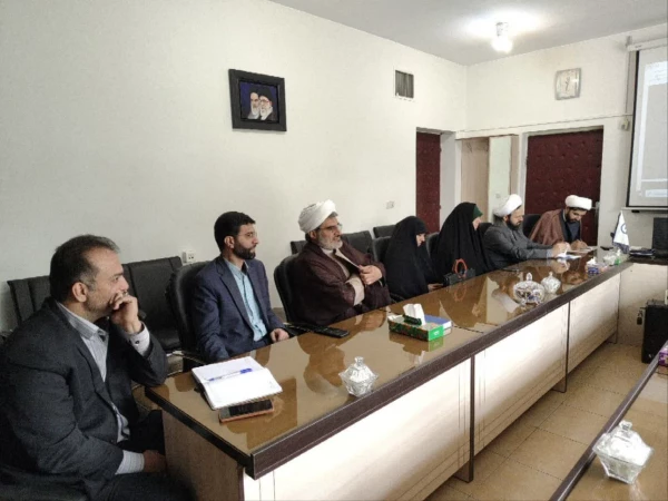 برگزاری جلسه مشترک مسؤول محترم بسیج اساتید و دفتر هماهنگی کانون های استادی دانشگاه فرهنگیان و کمیته های و کمیته های مشورتی و هم اندیشی بسیج اساتید با مسؤول جدید نهاد نمایندگی مقام معظم رهبری در دانشگاه فرهنگیان 3