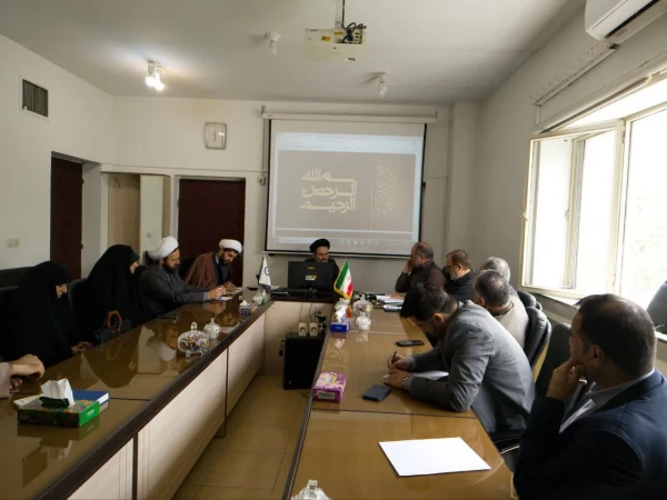 برگزاری جلسه مشترک مسؤول محترم بسیج اساتید و دفتر هماهنگی کانون های استادی دانشگاه فرهنگیان و کمیته های و کمیته های مشورتی و هم اندیشی بسیج اساتید با مسؤول جدید نهاد نمایندگی مقام معظم رهبری در دانشگاه فرهنگیان 4